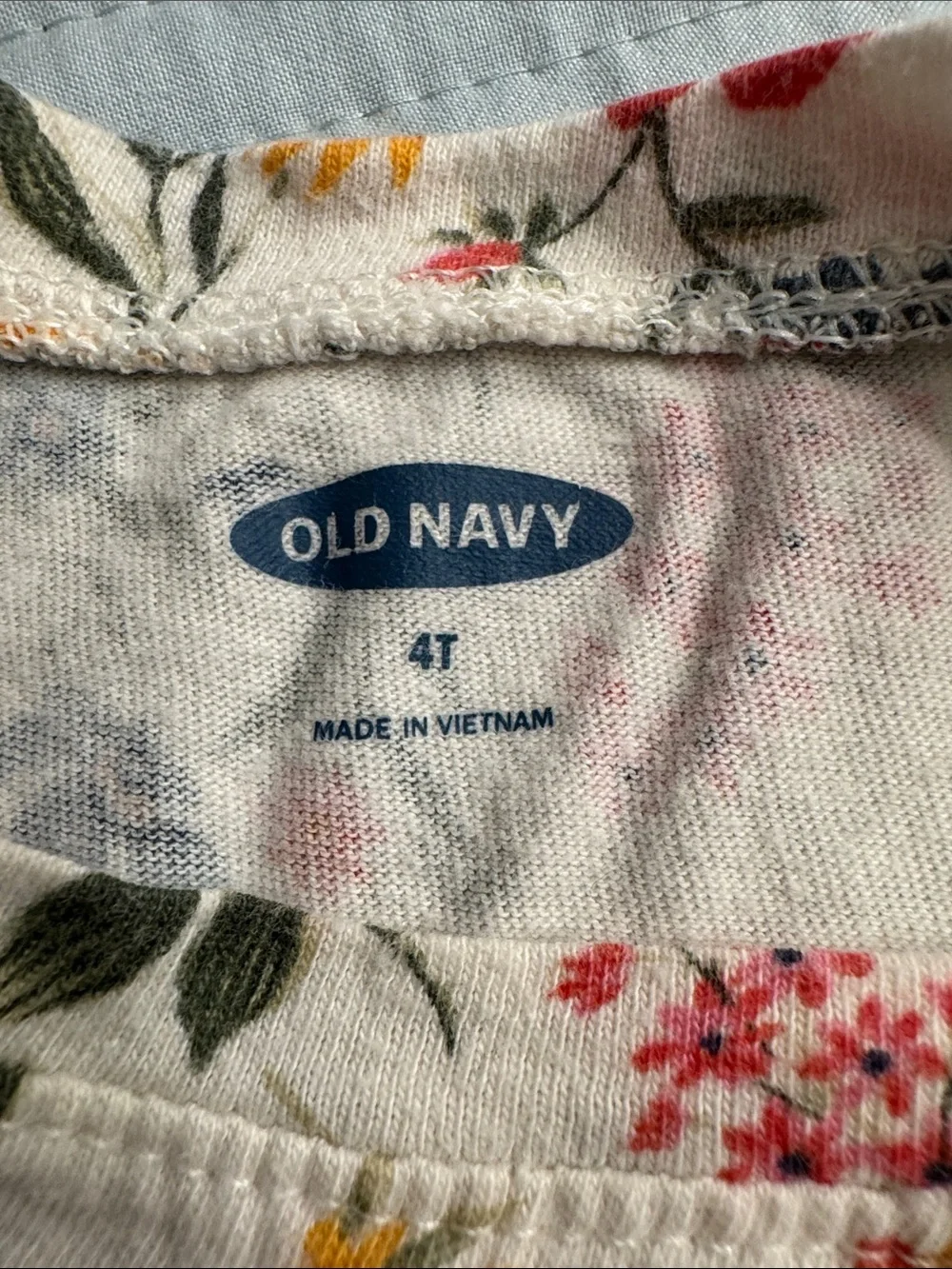 Old Navy Flowers/Floral Graphic Tee